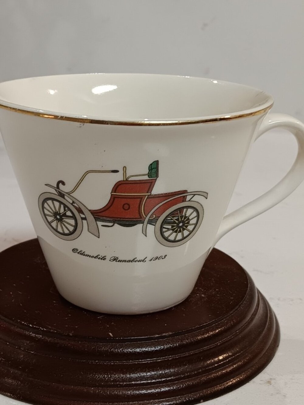 Vintage Salem 23k Gold Oldsmobile Runabout 1903 Collectors Cup